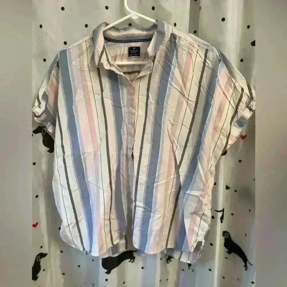 Denver Hayes top